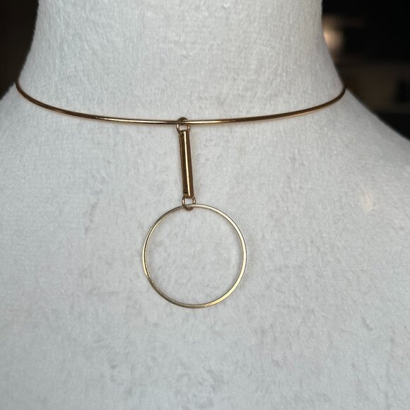 None Jewelry - Gold Choker with Circle